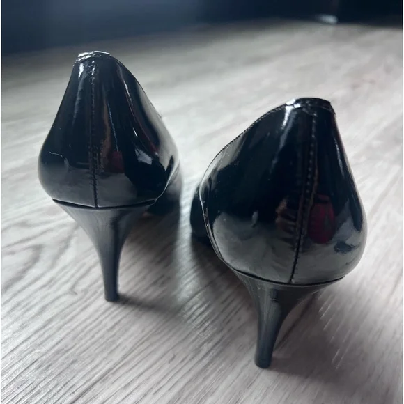 Nine West Pumps - Picture 2 of 5